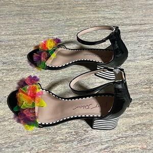 NWOB Betsey Johnson heels sandals